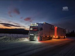 Volvo FH16 16 pallet 6x4 box truck with Onspot tool boxe