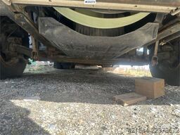 Mercedes-Benz Atego box truck w/ insulated cabinet and interior