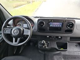 MERCEDES-BENZ SPRINTER 316 Bakwagen Laadklep!