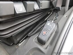 Mercedes-Benz Atego 1218 Bakwagen + Laadklep DHollandia 1500kg