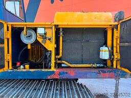 Kobelco K909LC-II + HYDRAULIC SHEAR VTN CL300 (2004)