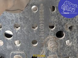 Mercedes-Benz Arocs 1842