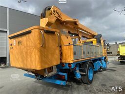 Scania 82m lift truck w/ Simon cara 170 - Must see. WATCH