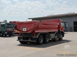 Mercedes-Benz Arocs 3243 8x4 Schwarzmüller / Swiss-Vehicle