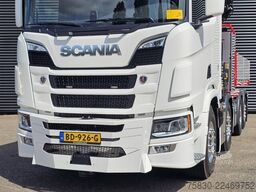 Scania R590 V8 8x2 / HMF 9520 CRANE - JIB - WINCH / TR...