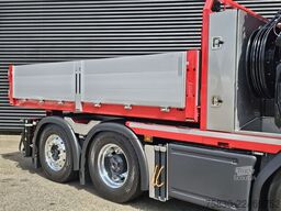 Scania R590 V8 8x2 / HMF 9520 CRANE - JIB - WINCH / TR...