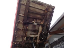 MERCEDES-BENZ Actros 3240 8x4 Blatt Meiller 3-S-Kipper