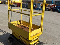 Boss 4,55m Arbeitsbühne Personenlift, BJ 2009