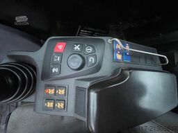 MANITOU MHT790 ST5 Schaufel+hydr. Gabel+Zange UVV Klima