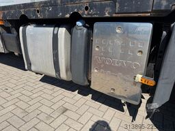 Volvo FM-300 6x2, 8,5 Mtr. Ramp Truck