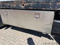 Volvo FM-300 6x2, 8,5 Mtr. Ramp Truck