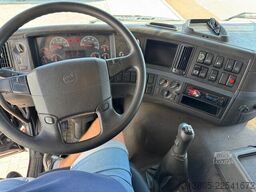 Volvo FM-300 6x2, 8,5 Mtr. Ramp Truck