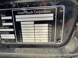 Volvo FM-300 6x2, 8,5 Mtr. Ramp Truck