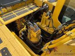 Komatsu PC490LC-10