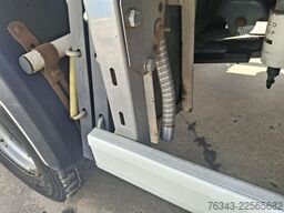 IVECO EUROCARGO 120EL18 - EEV- NACELLE 15 M