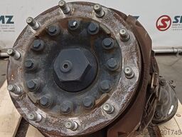 Iveco Occ wielnaaf + remklauw links meeloopas Iveco