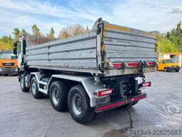RENAULT C520 8x4 2 Seiten