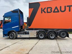 Volvo FH 500 8x4*4 FOR SALE AS CHASSIS / GCW 70 ton /...