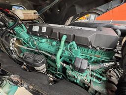 Volvo FH 500 8x4*4 FOR SALE AS CHASSIS / GCW 70 ton /...