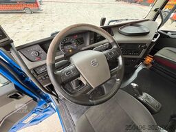 Volvo FH 500 8x4*4 FOR SALE AS CHASSIS / GCW 70 ton /...