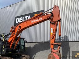 Hitachi ZX225USLC-6