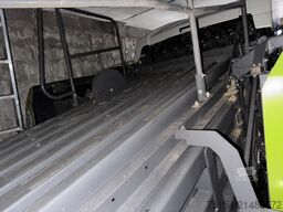 CLAAS Quadrant 5300FC