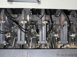 CLAAS Quadrant 5300FC