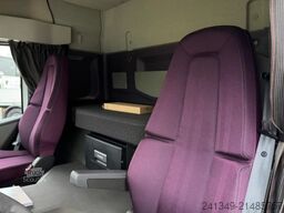 VOLVO FM-380 4x2 Koffer