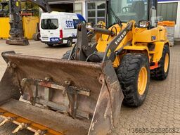 Chargeuse Volvo L 30 G