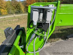 Merlo P27.6 Plus inklusive Schaufel und Lasthaken Neu Gerät