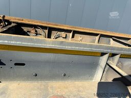 AJK AET - 30T CONTAINERAANHANGER - SAF - DISC BRAKE...