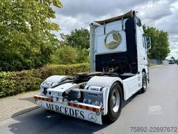 Mercedes-Benz Actros 1858 V8 / Megaspace / Retarder / Euro 3