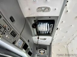 Mercedes-Benz Actros 1858 V8 / Megaspace / Retarder / Euro 3