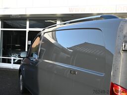 Mercedes-Benz Vito 111 CDI Lang Navi Airco 3 persoons Parktro...