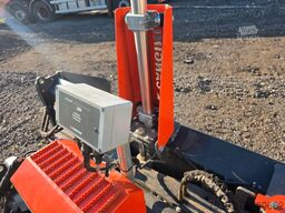 CASE TV 450B Kompaktlader Raupe Fräse Schild