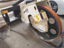 CASE TV 450B Kompaktlader Raupe Fräse Schild
