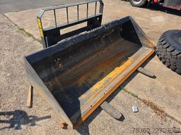CASE TV 450B Kompaktlader Raupe Fräse Schild