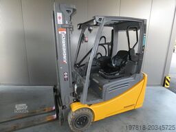 Jungheinrich EFG 220 - 470 DZ