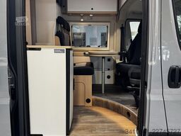 LMC Innovan Pure 640 8G. Auto. ACC Navi Alu16