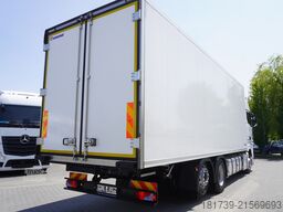 MAN TGX 26.470 / 2022 / Krone Refrigerator 4