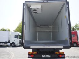 MAN TGX 26.470 / 2022 / Krone Refrigerator 4