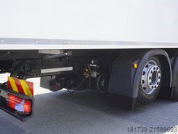 MAN TGX 26.470 / 2022 / Krone Refrigerator 4