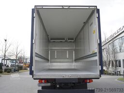 Mercedes-Benz Actros 2545 6×2 MP5 / KRONE refrigerator