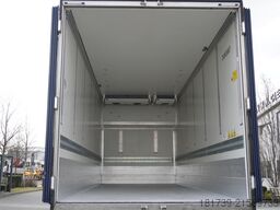 Mercedes-Benz Actros 2545 6×2 MP5 / KRONE refrigerator