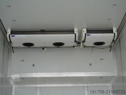 Mercedes-Benz Actros 2545 6×2 MP5 / KRONE refrigerator