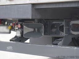 Mercedes-Benz Actros 2545 6×2 MP5 / KRONE refrigerator