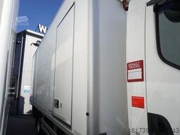 Renault D210 12T / Bitemperature Refrigerator