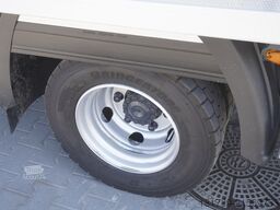 Iveco Eurocargo 100-190 4x2 E6 / Refrigerator