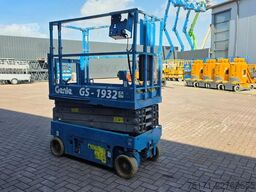 Genie GS1932 Electric, Working Height 7.8 m, 227kg Capac