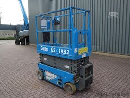 Genie GS1932 Electric, Working Height 7.8 m, 227kg Capac